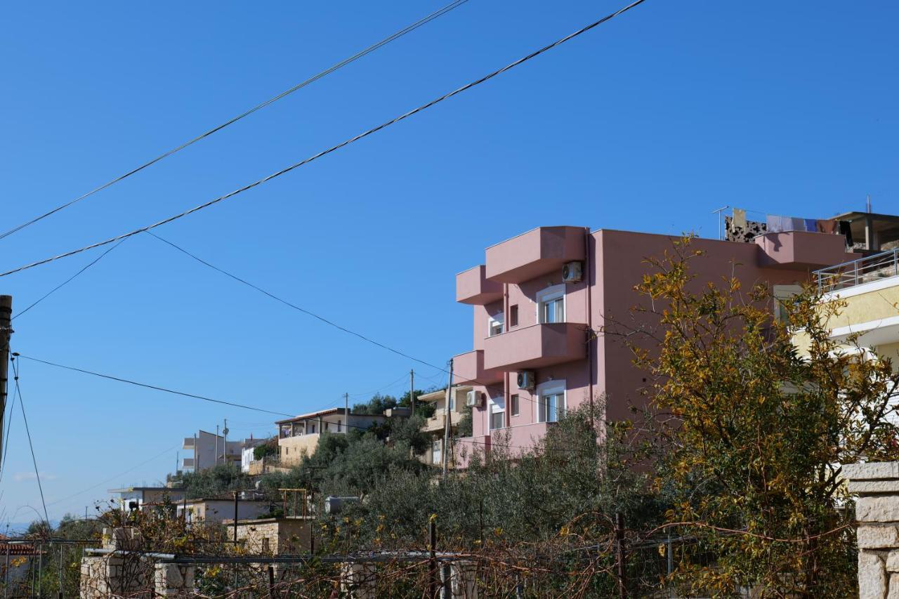 Pink Holiday Sarandë エクステリア 写真