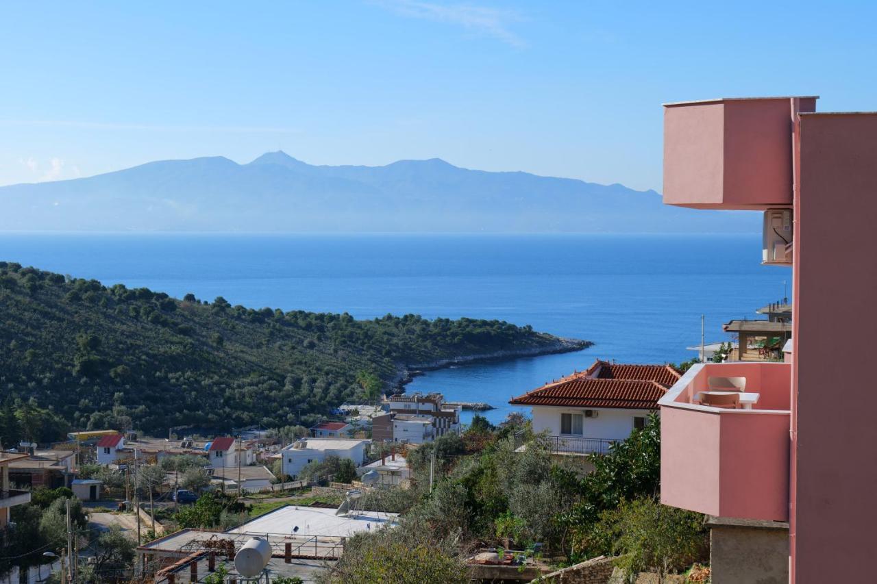 Pink Holiday Sarandë エクステリア 写真
